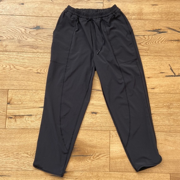 Lululemon Final Play Crop *23" Black Size 2 - Picture 4 of 8